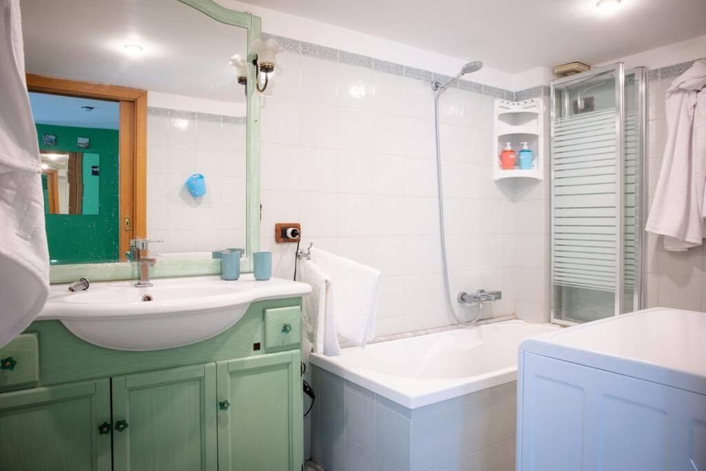 Casa Vacanze Funny House Consalvo Napoli Bagian luar foto
