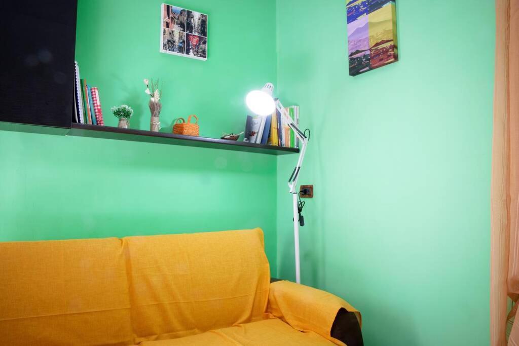 Casa Vacanze Funny House Consalvo Napoli Bagian luar foto